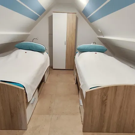 Em Klaus Sei Haus * פירמאסנס